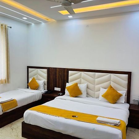 אגרה Hotel Ganga Palace - Agra מראה חיצוני תמונה