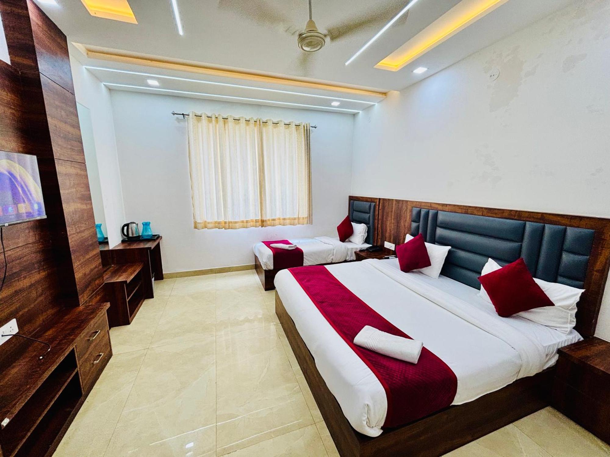 אגרה Hotel Ganga Palace - Agra מראה חיצוני תמונה