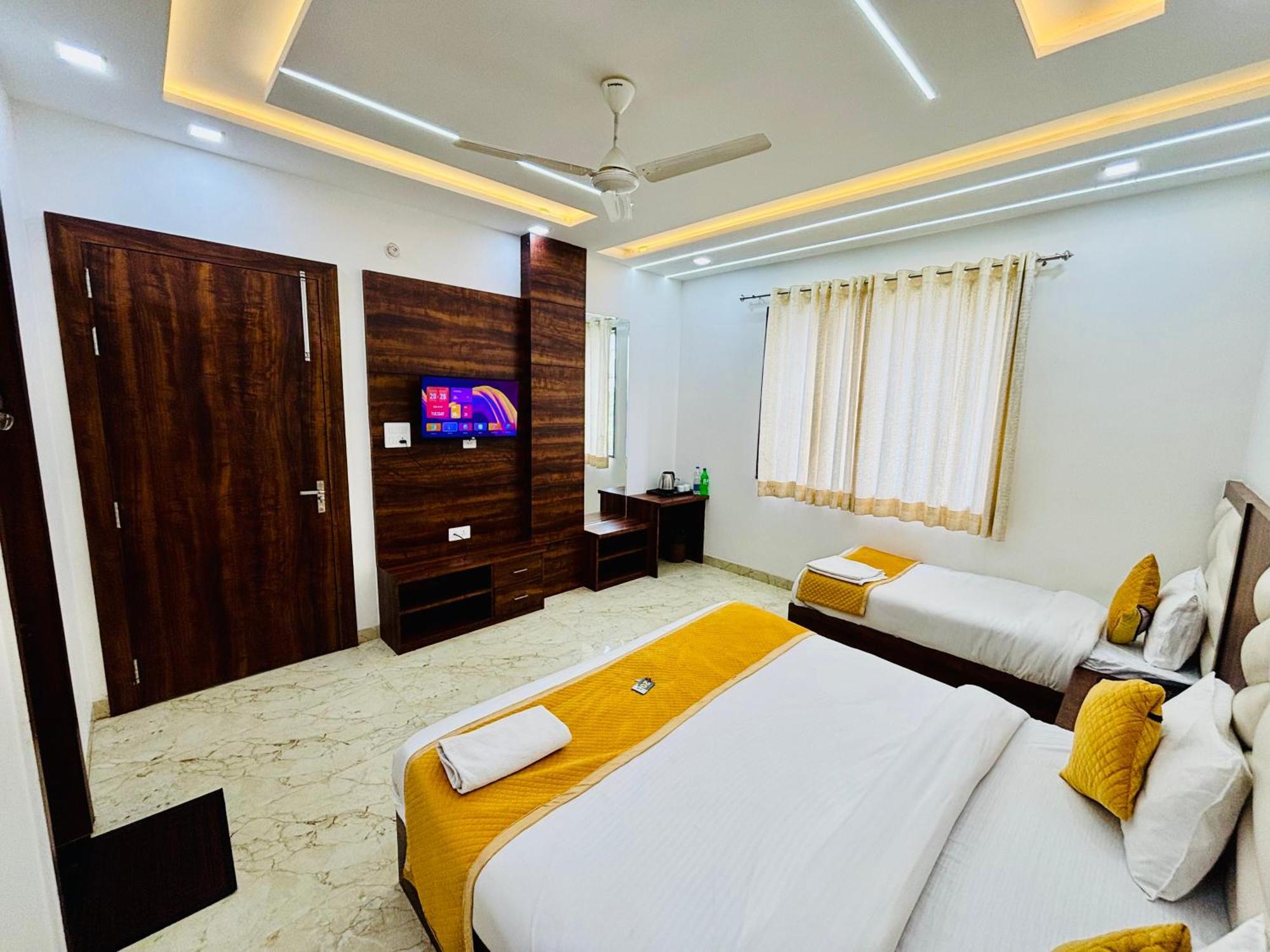 אגרה Hotel Ganga Palace - Agra מראה חיצוני תמונה