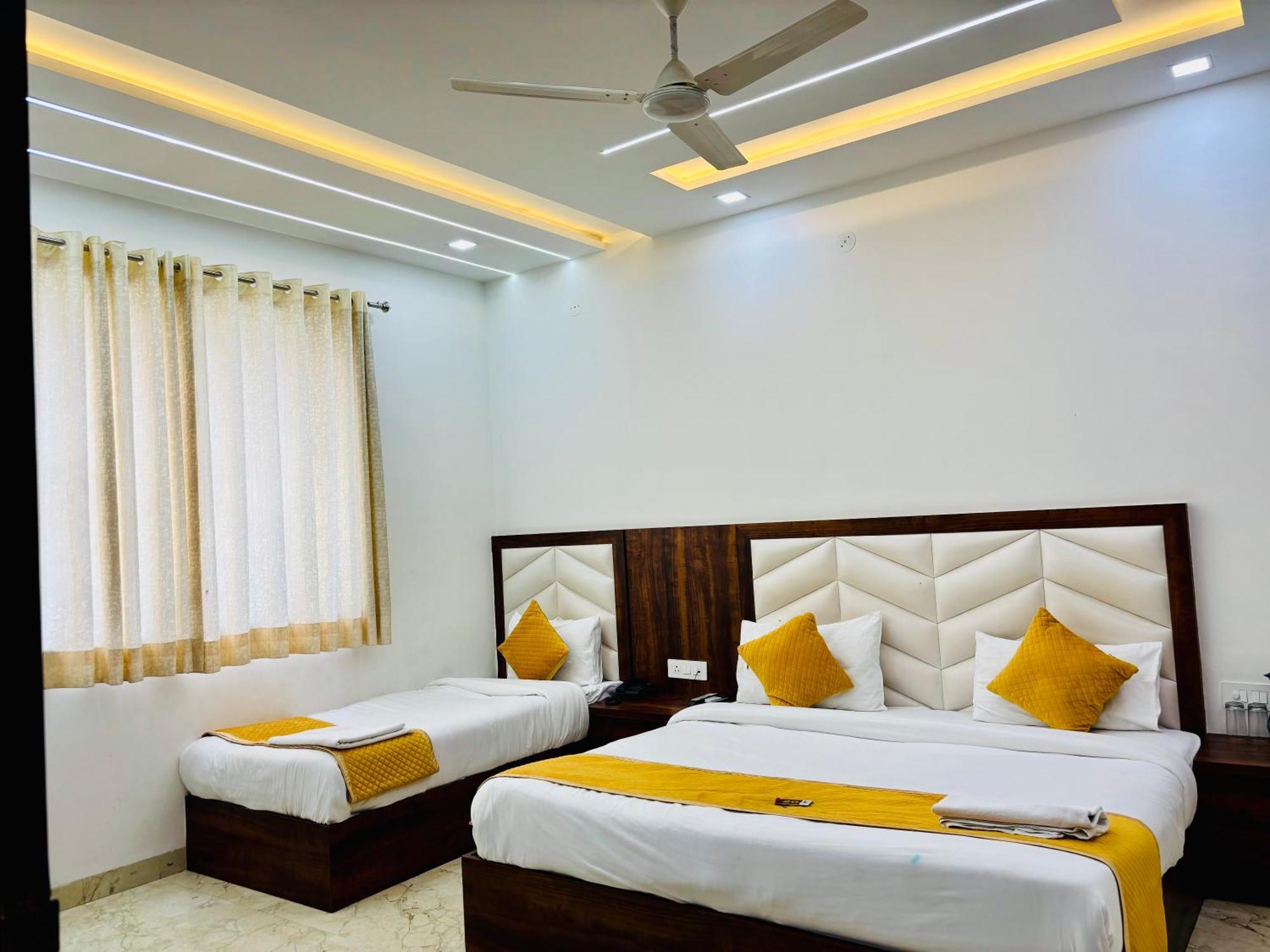 אגרה Hotel Ganga Palace - Agra מראה חיצוני תמונה