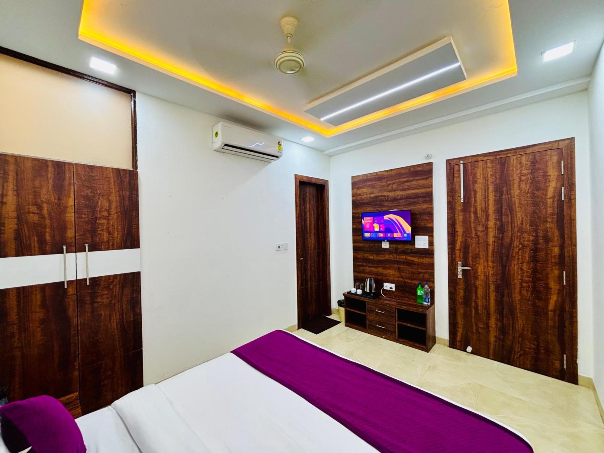 אגרה Hotel Ganga Palace - Agra מראה חיצוני תמונה